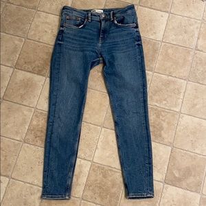 Zara Jeans
